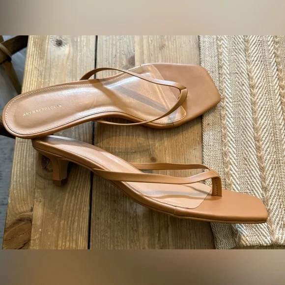 Anthropologie thong kitten heels - Picture 2 of 5